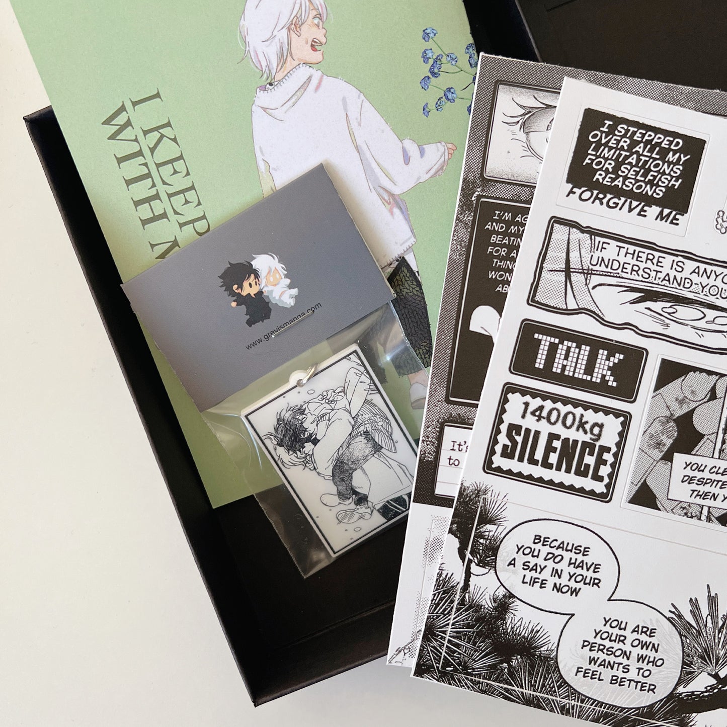 [Bundle] Notepad, stickers and keychain