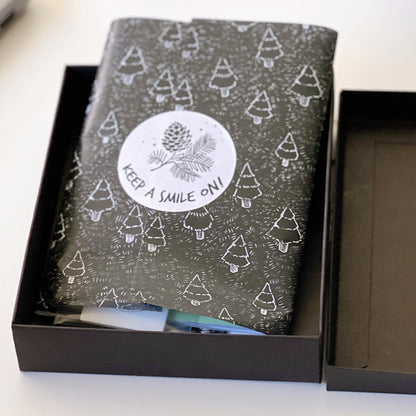 [Bundle] Notepad, stickers and keychain