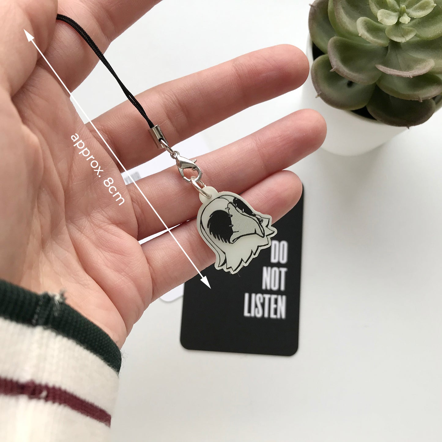 [Acrylic Keychain] Glow in the dark thoughts